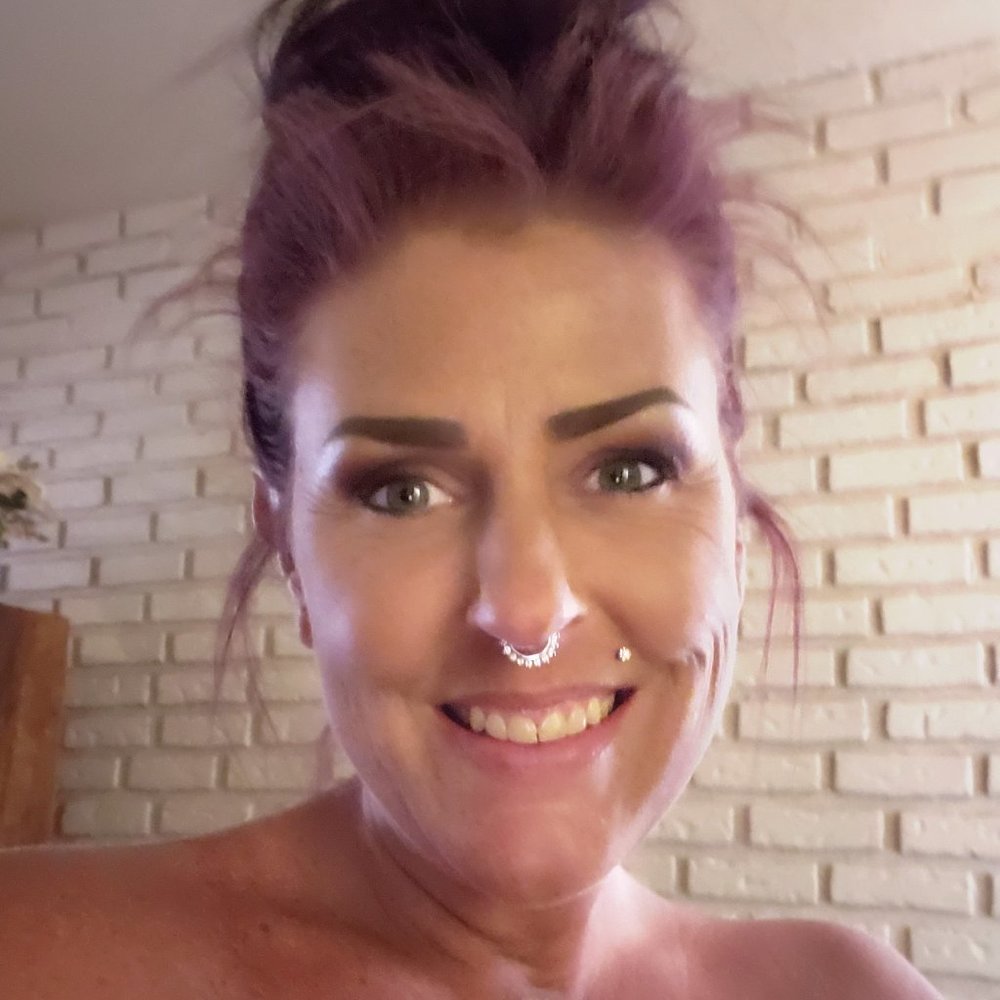 Meet your Posher, Nicole!